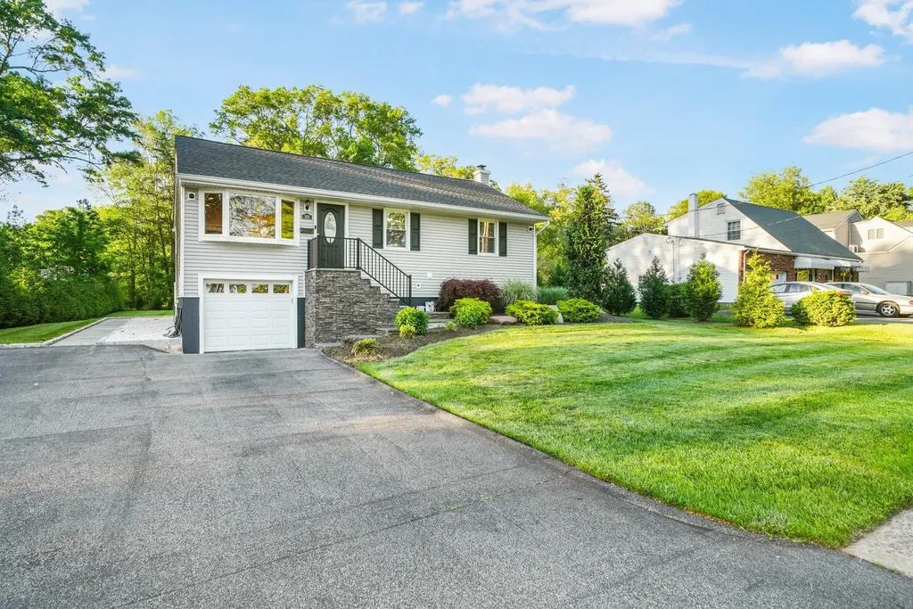 368 Convent Road Blauvelt NY 10913