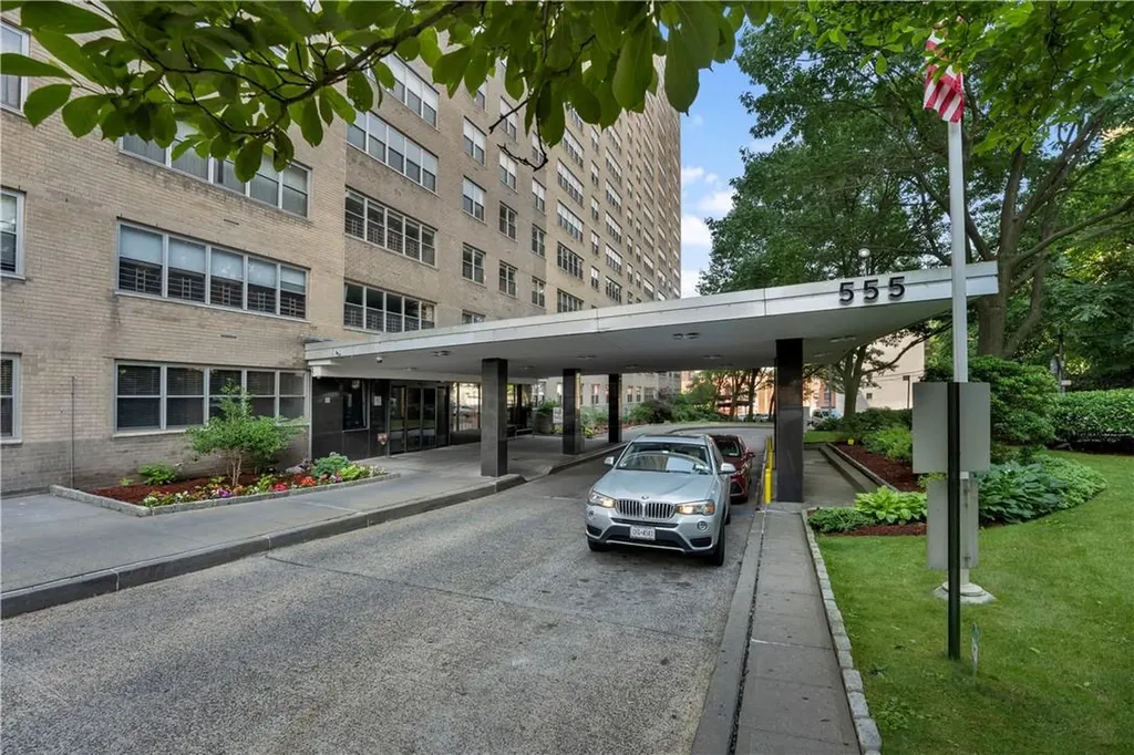 555 Kappock Street Bronx NY 10463