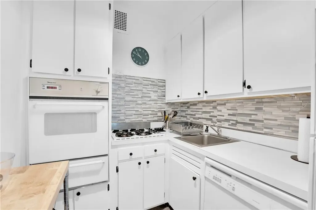 555 Kappock Street Bronx NY 10463