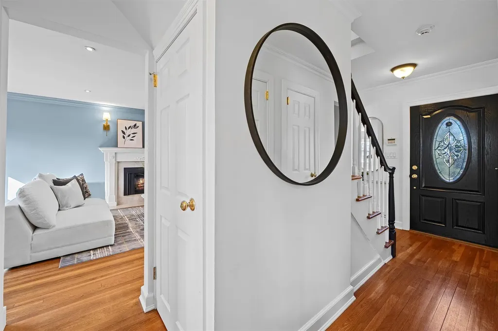 182 Harding Drive New Rochelle NY 10801