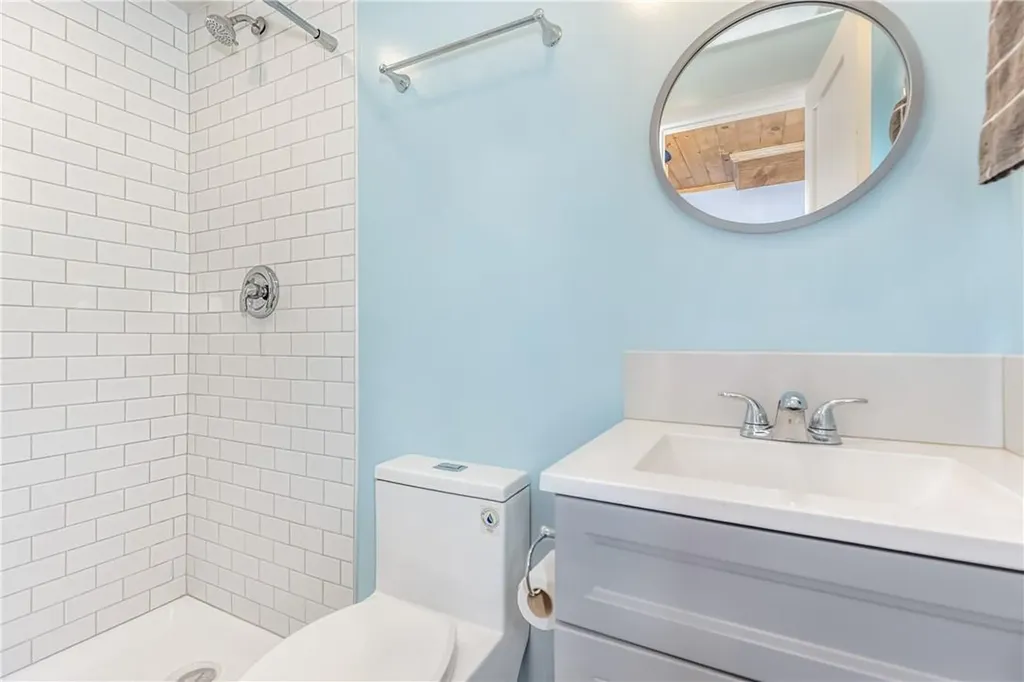 90 Sidney Street Kerhonkson NY 12446