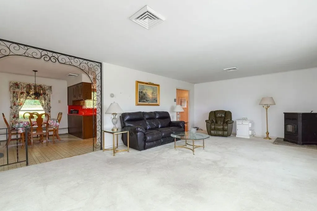 4877 Route 9g Tivoli NY 12583