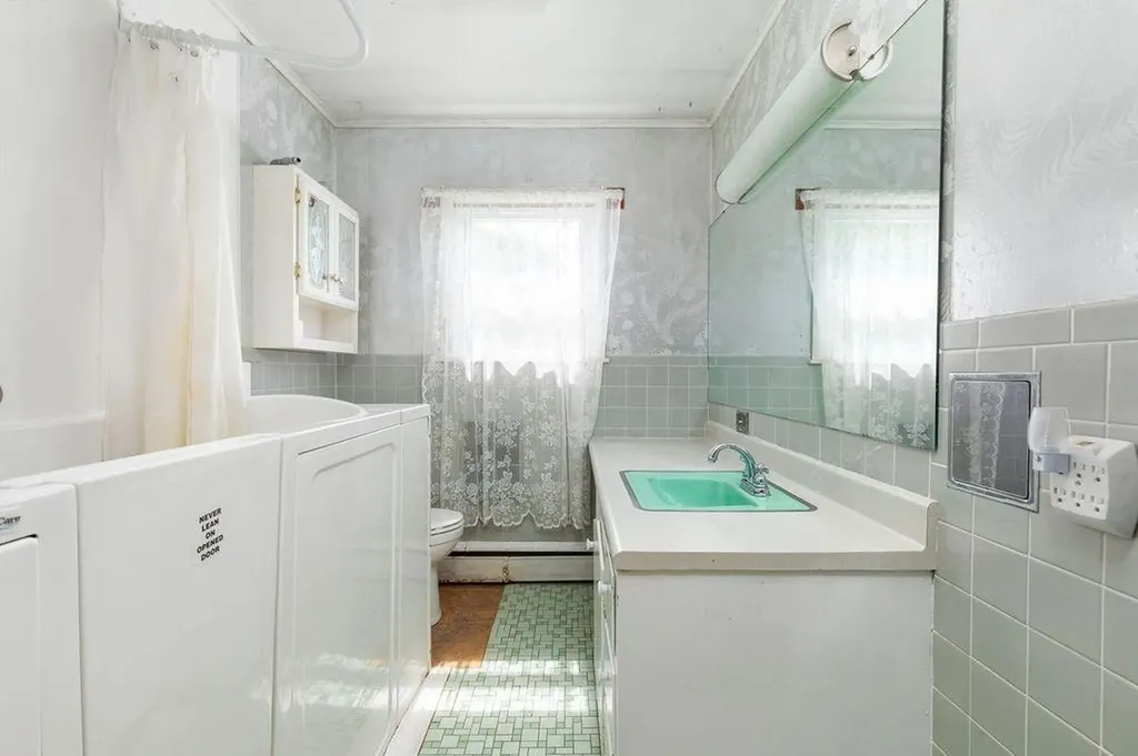 4877 Route 9g Tivoli NY 12583