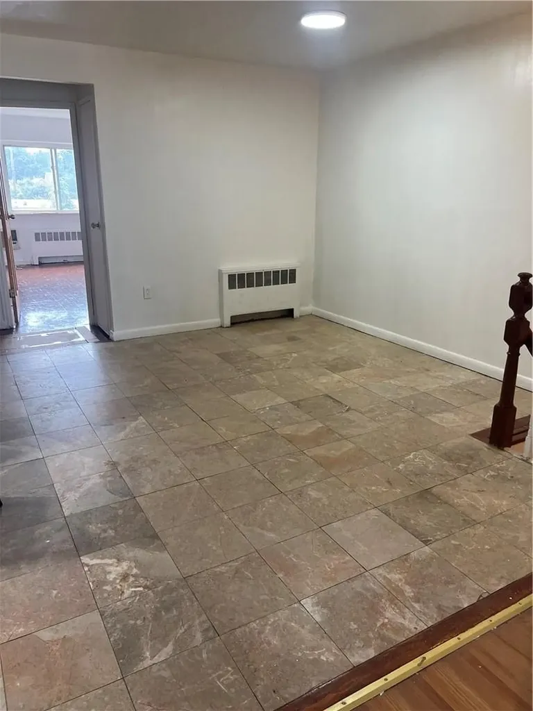 3541 Ropes Avenue Bronx NY 10475