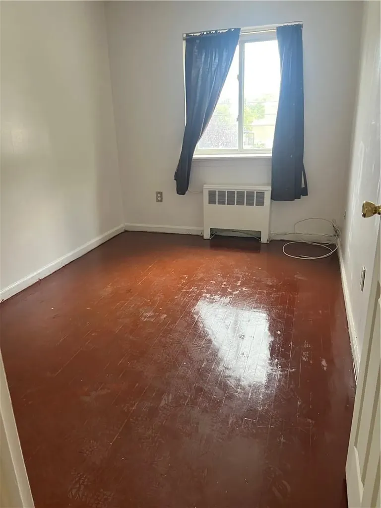3541 Ropes Avenue Bronx NY 10475