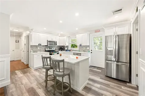 211 King Road Rocky Point NY 11778