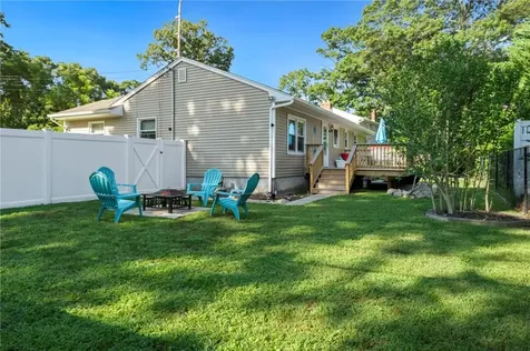 211 King Road Rocky Point NY 11778