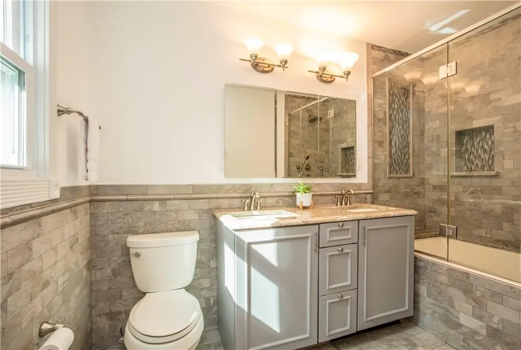 59 Amherst Drive New Rochelle NY 10804