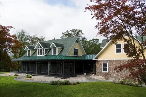 3 Hughes Avenue Staatsburg NY 12580