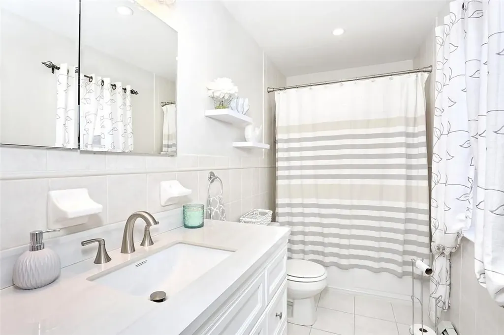 12 Lincoln Street Spring Valley NY 10977
