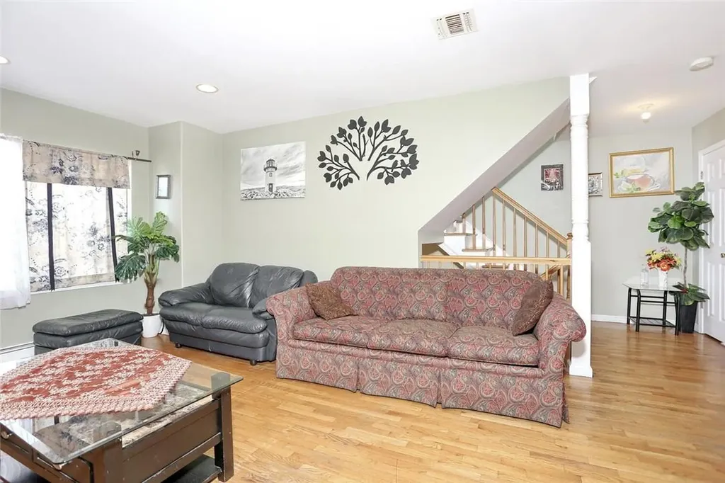 12 Lincoln Street Spring Valley NY 10977