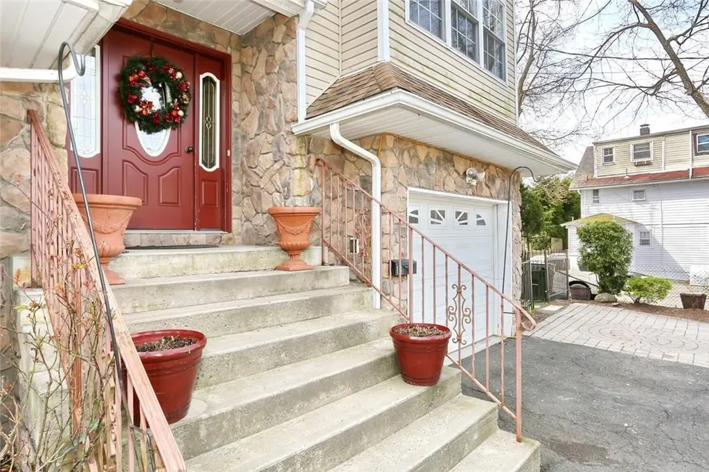 12 Lincoln Street Spring Valley NY 10977