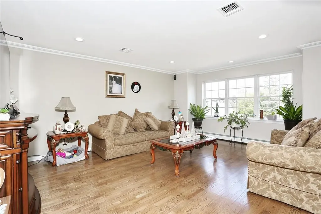 12 Lincoln Street Spring Valley NY 10977