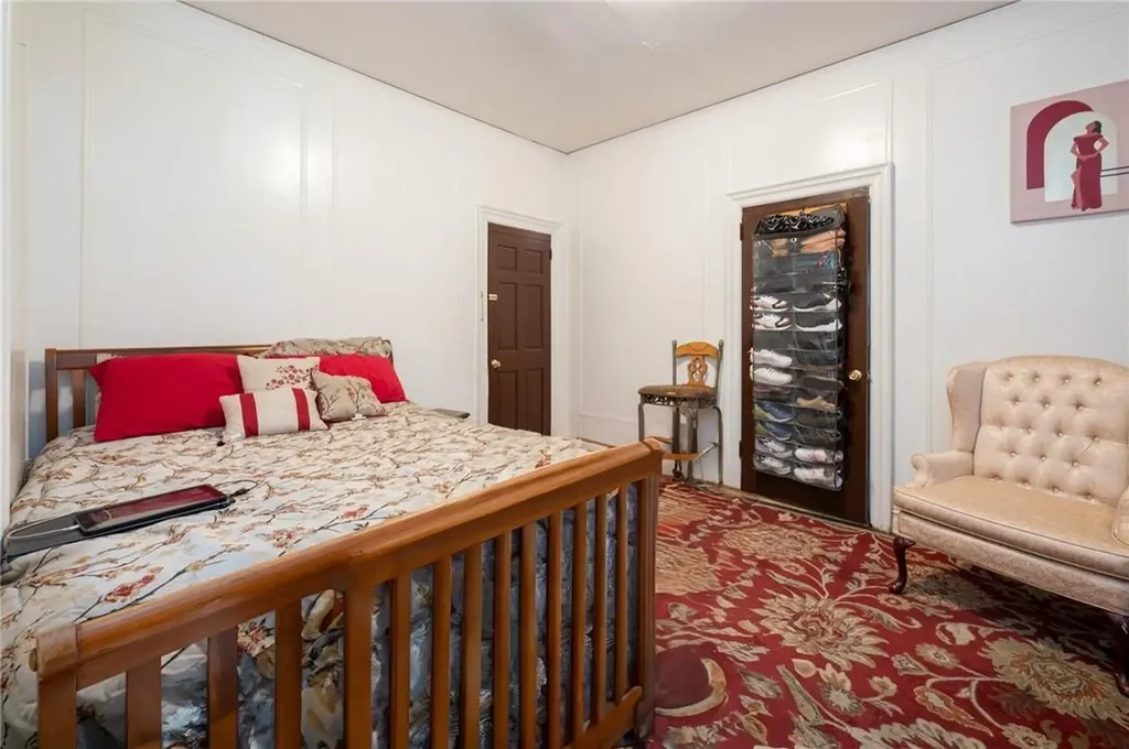671 E 224th Street Bronx NY 10466
