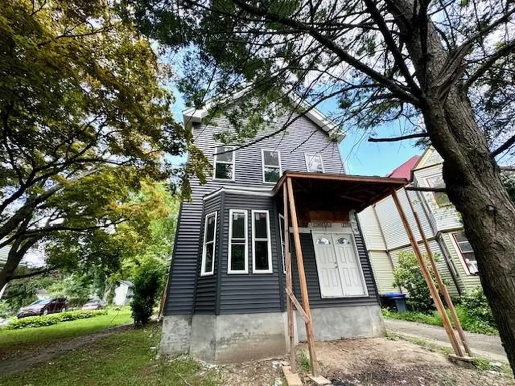 38 Carroll Street Poughkeepsie NY 12601