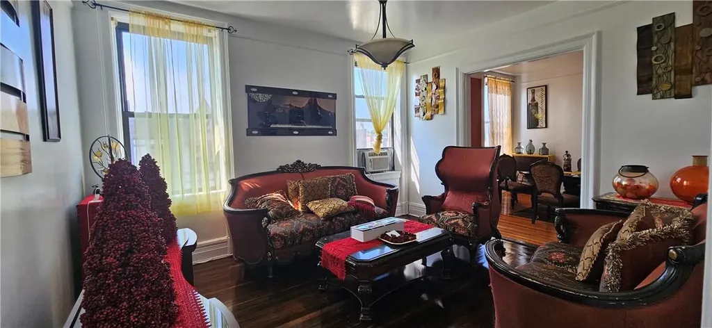 92 Hamilton Avenue Yonkers NY 10705