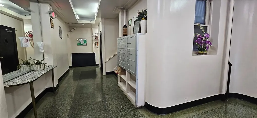 92 Hamilton Avenue Yonkers NY 10705