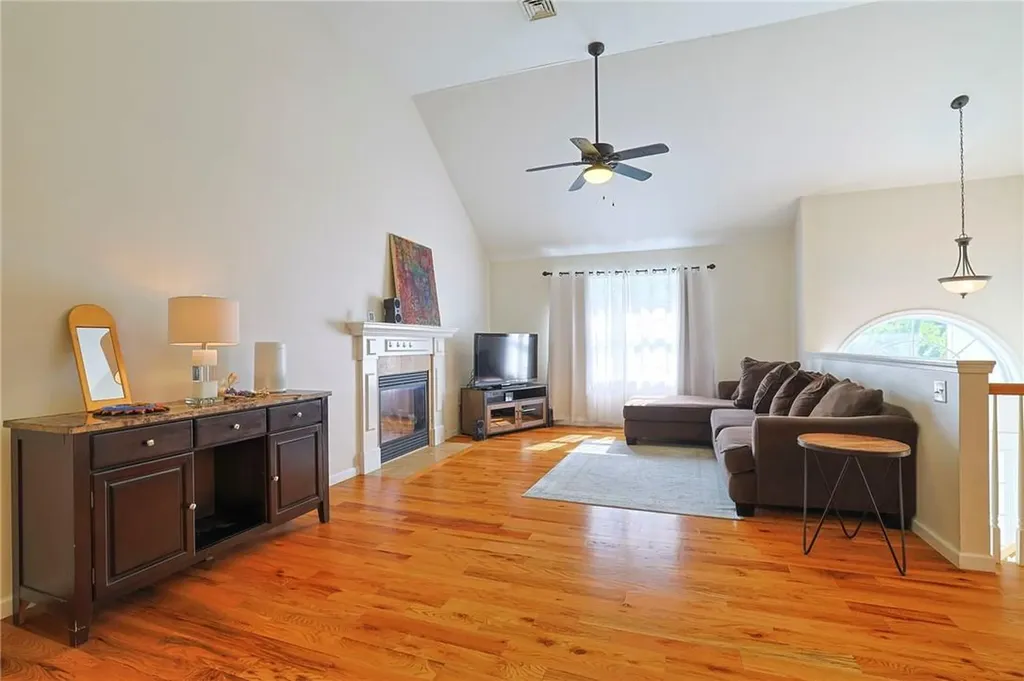 27 Van Orden Road Milton NY 12547