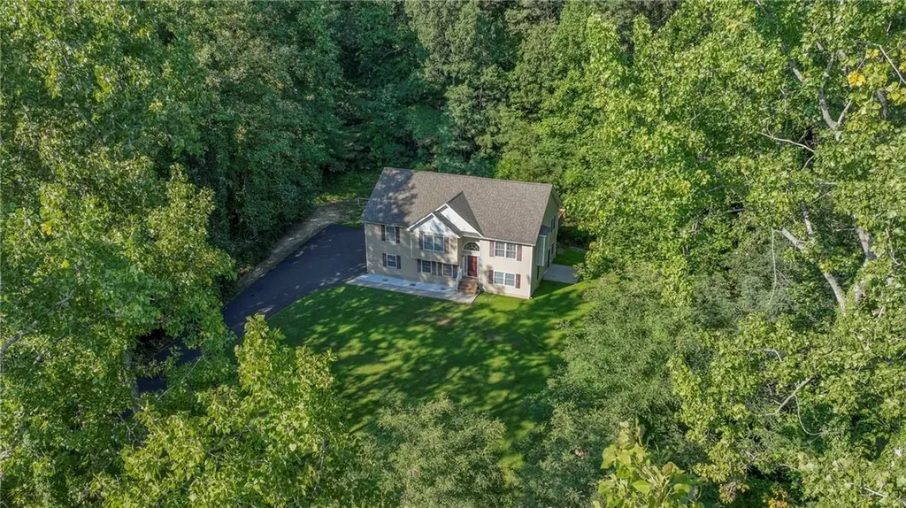 27 Van Orden Road Milton NY 12547