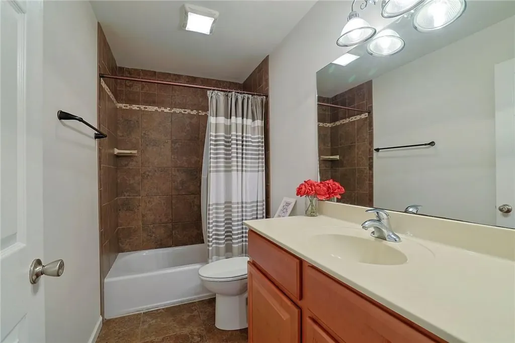 27 Van Orden Road Milton NY 12547