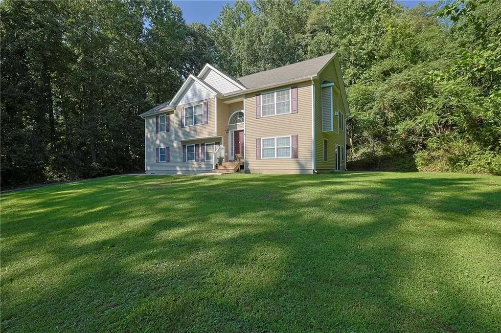 27 Van Orden Road Milton NY 12547