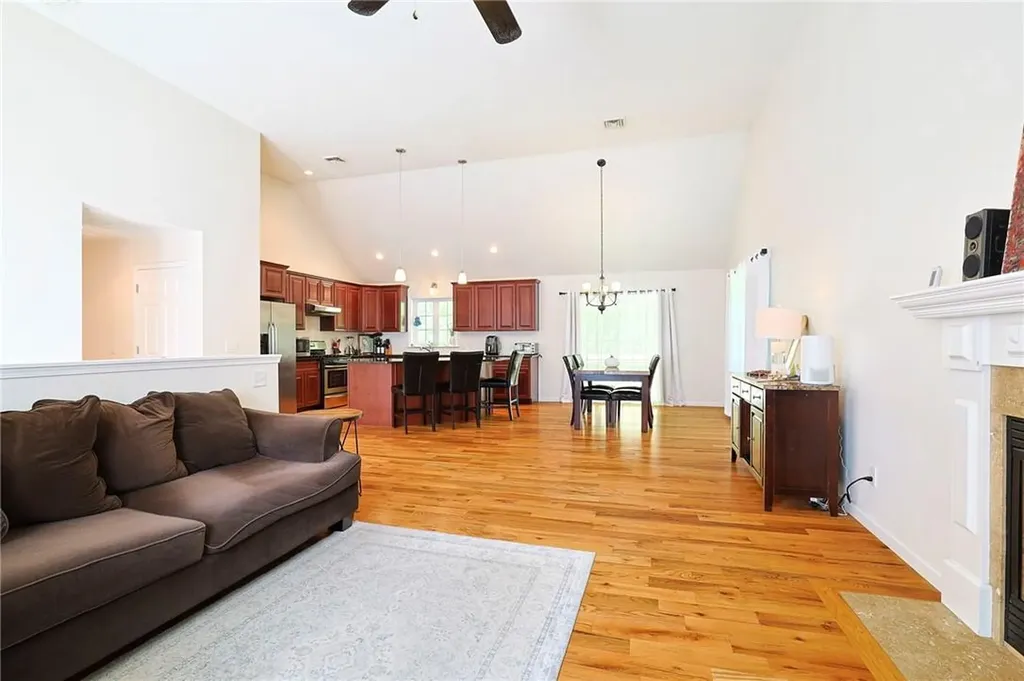 27 Van Orden Road Milton NY 12547