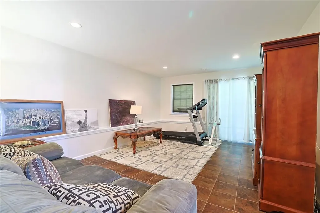 27 Van Orden Road Milton NY 12547