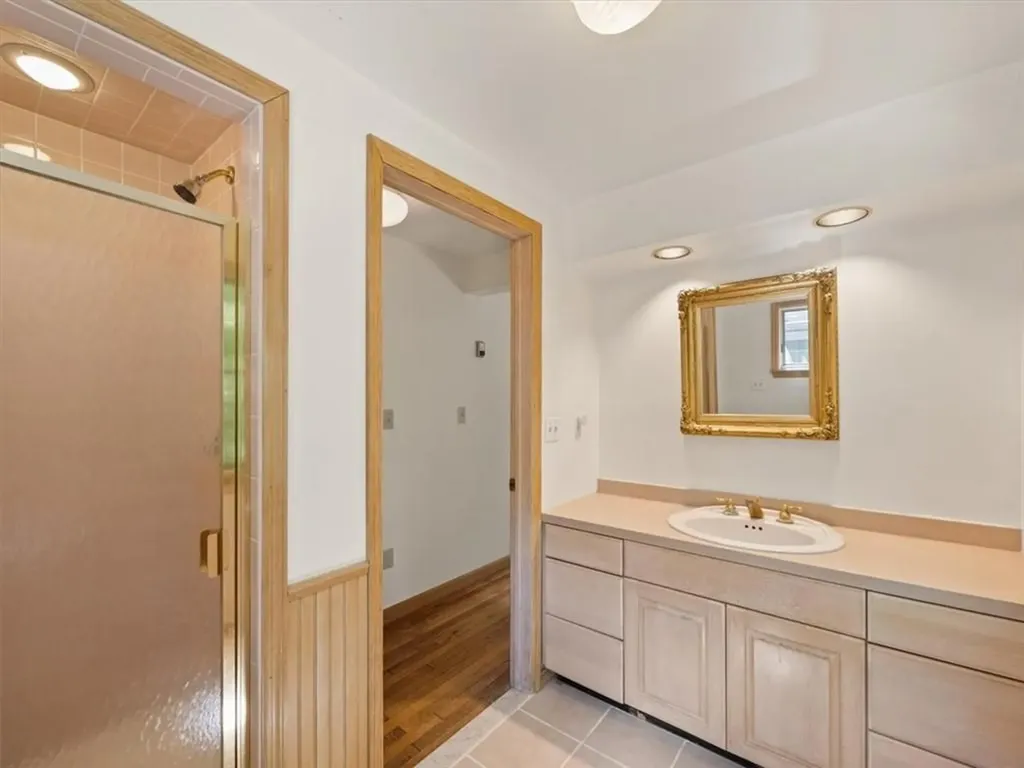 15 East Lane Spring Valley NY 10977