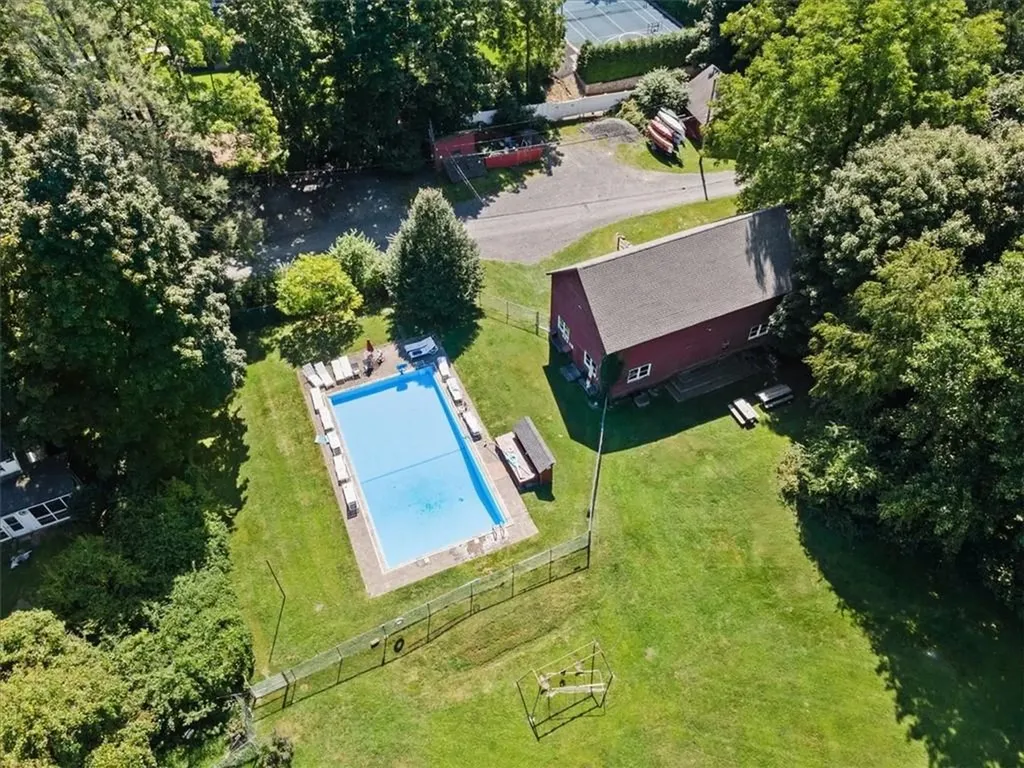 15 East Lane Spring Valley NY 10977