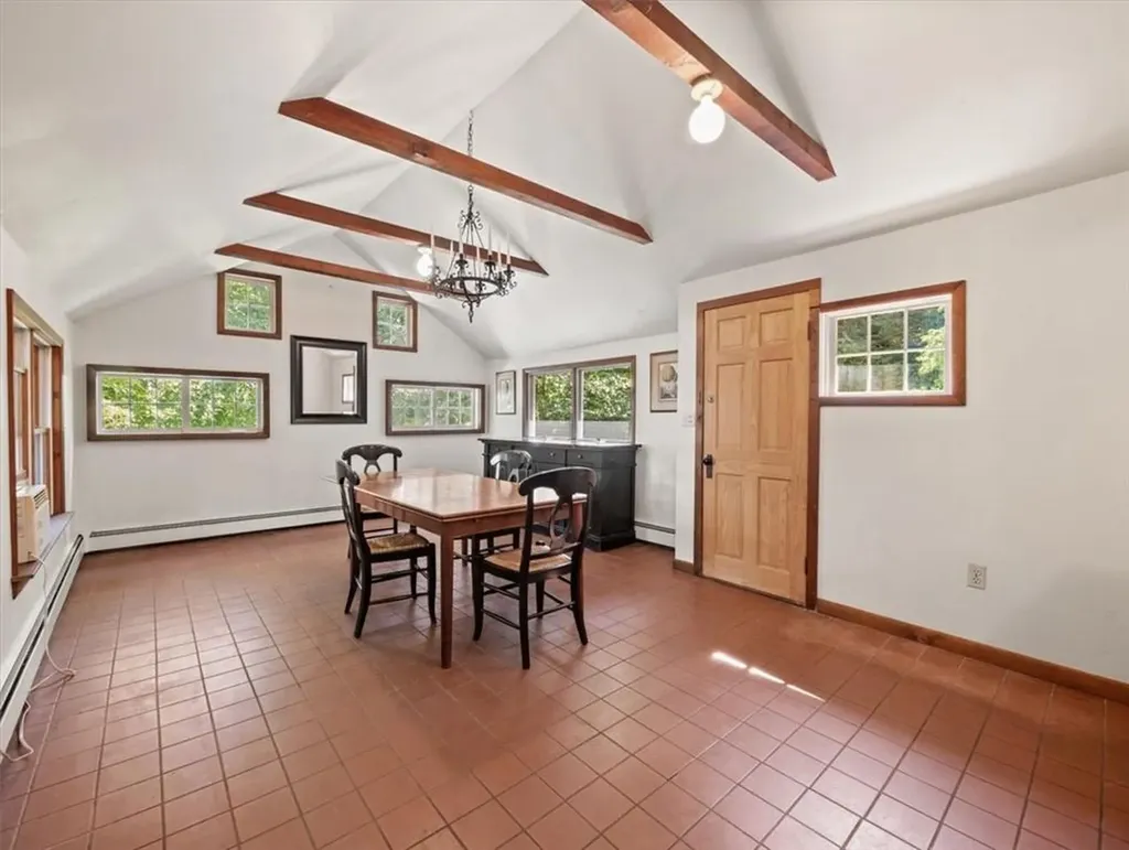 15 East Lane Spring Valley NY 10977