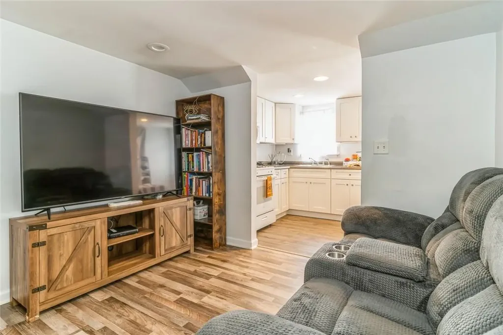 30 Werner Avenue Florida NY 10921