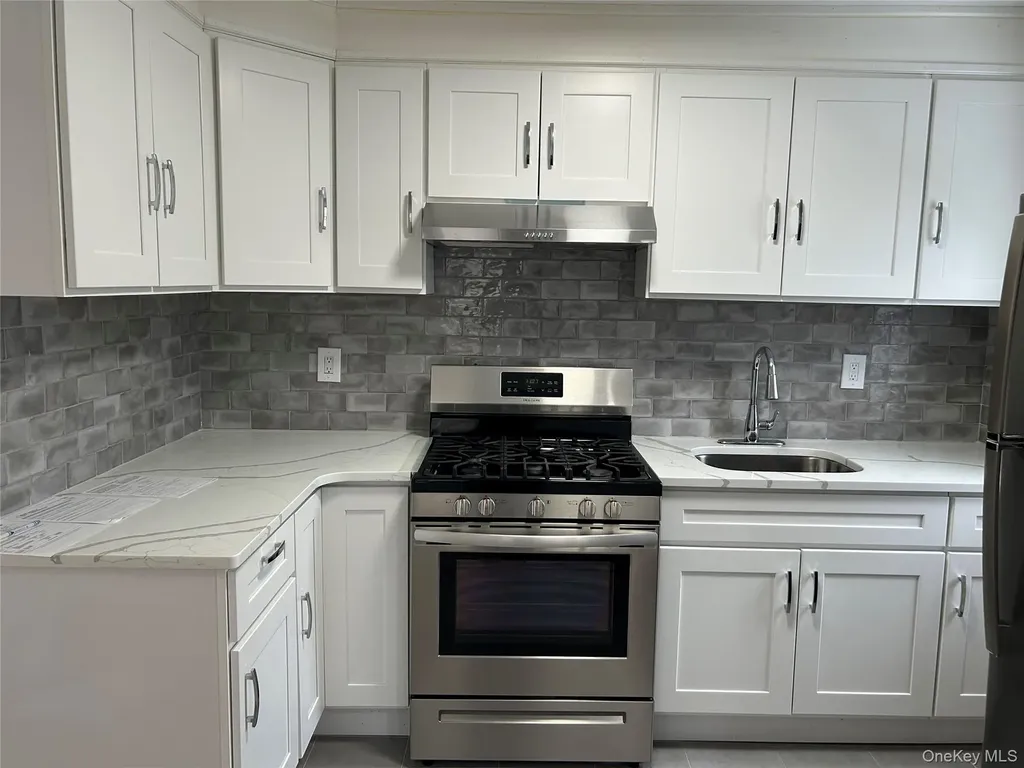 243-12 144 Street Rosedale NY 11422