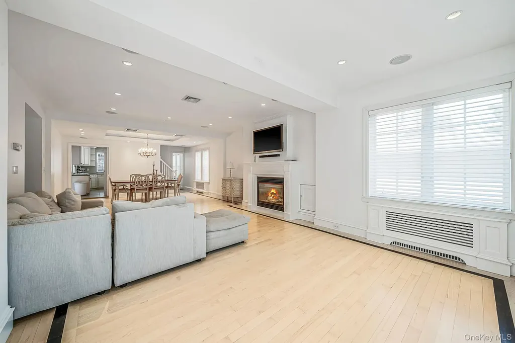 58 85th Street Brooklyn NY 11209