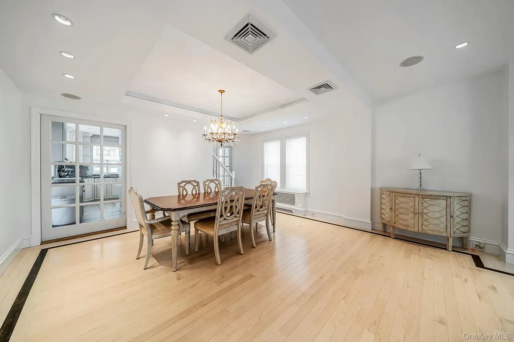 58 85th Street Brooklyn NY 11209