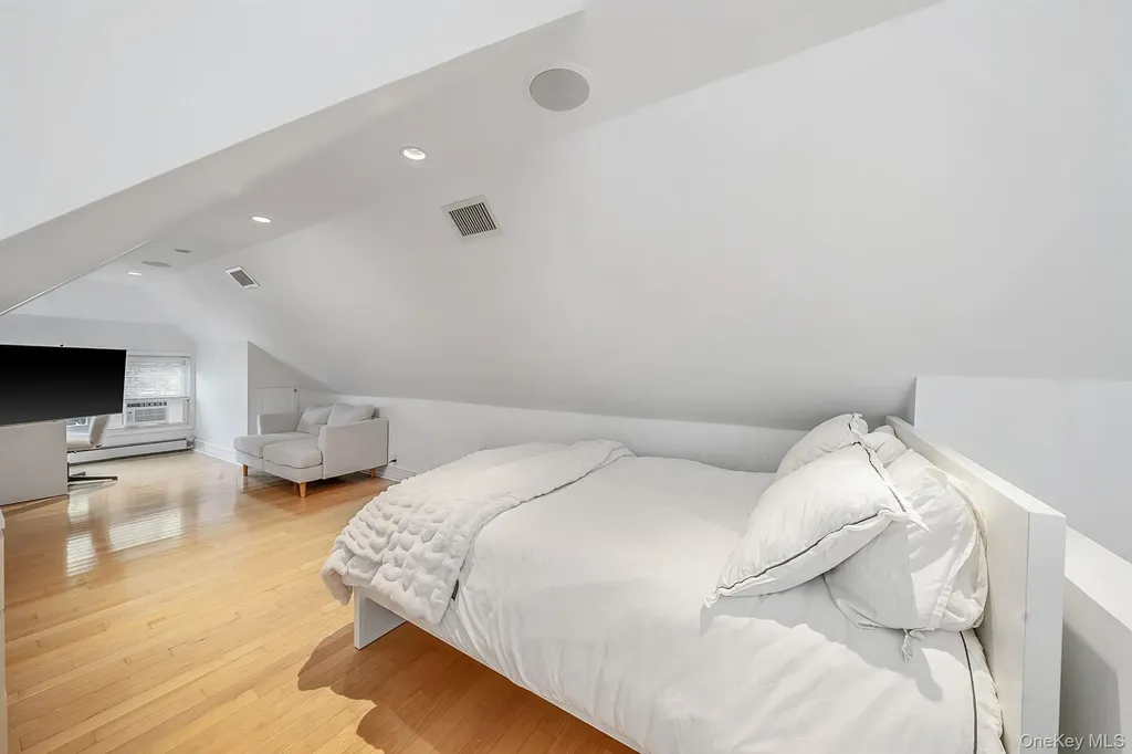 58 85th Street Brooklyn NY 11209