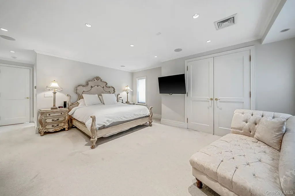58 85th Street Brooklyn NY 11209