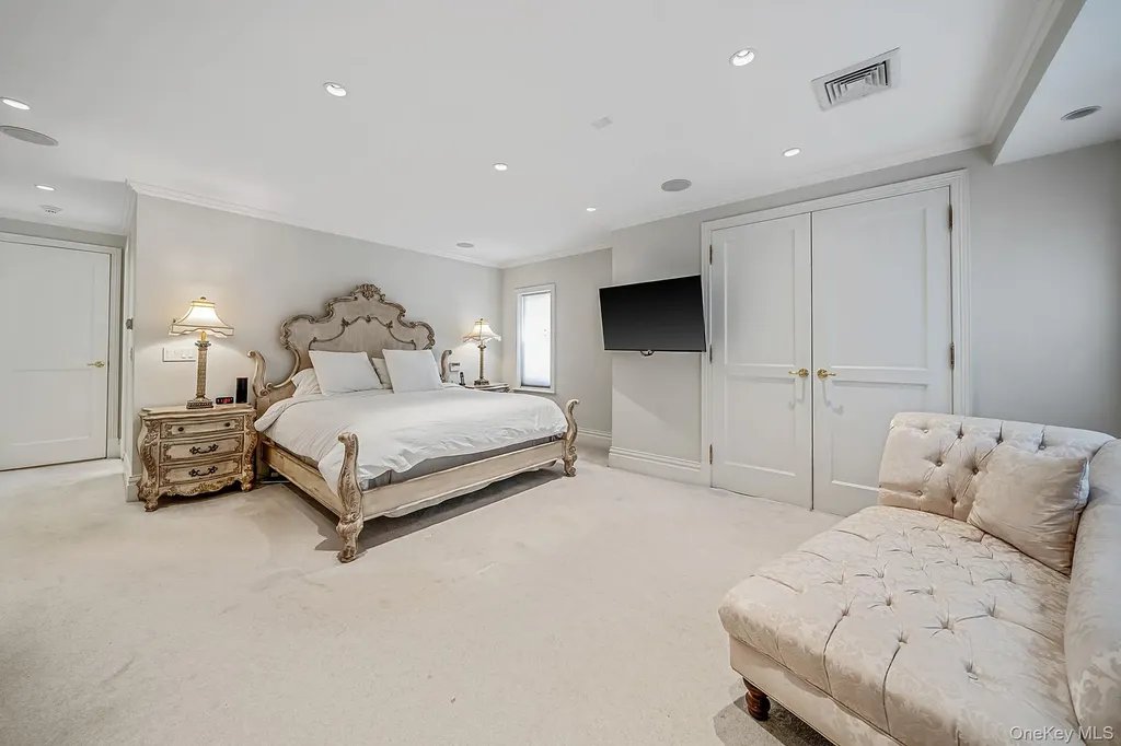 58 85th Street Brooklyn NY 11209