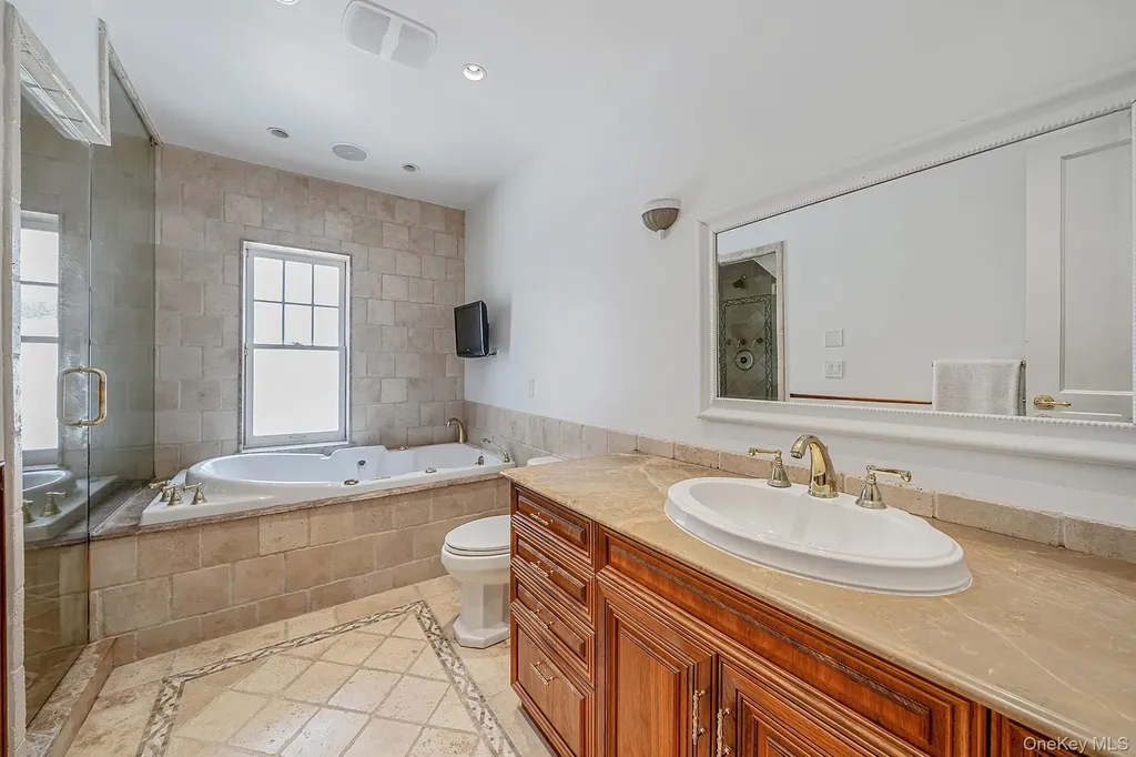 58 85th Street Brooklyn NY 11209