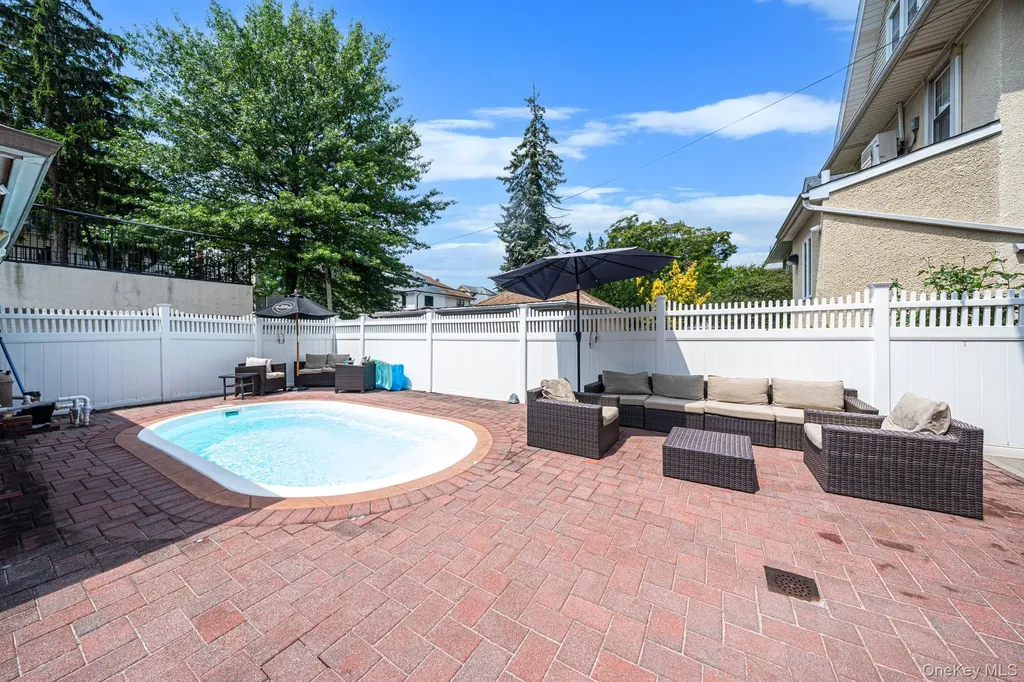 58 85th Street Brooklyn NY 11209