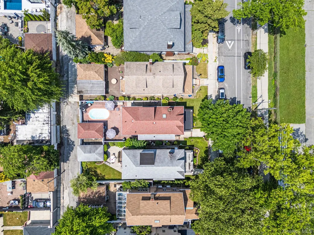 58 85th Street Brooklyn NY 11209