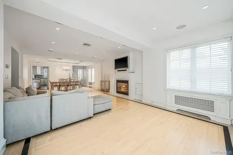 58 85th Street Brooklyn NY 11209