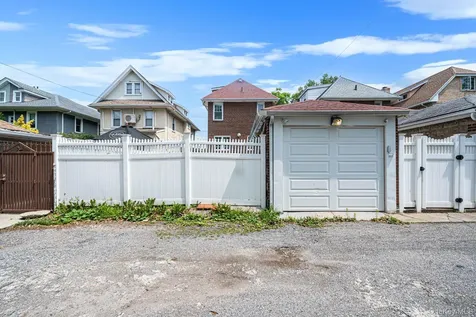 58 85th Street Brooklyn NY 11209