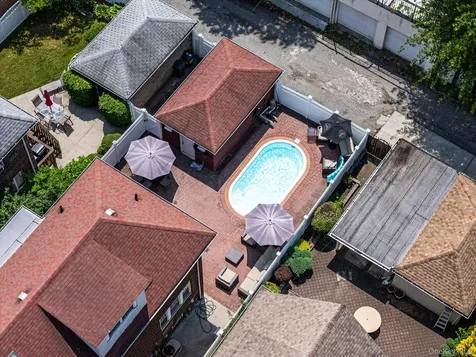 58 85th Street Brooklyn NY 11209