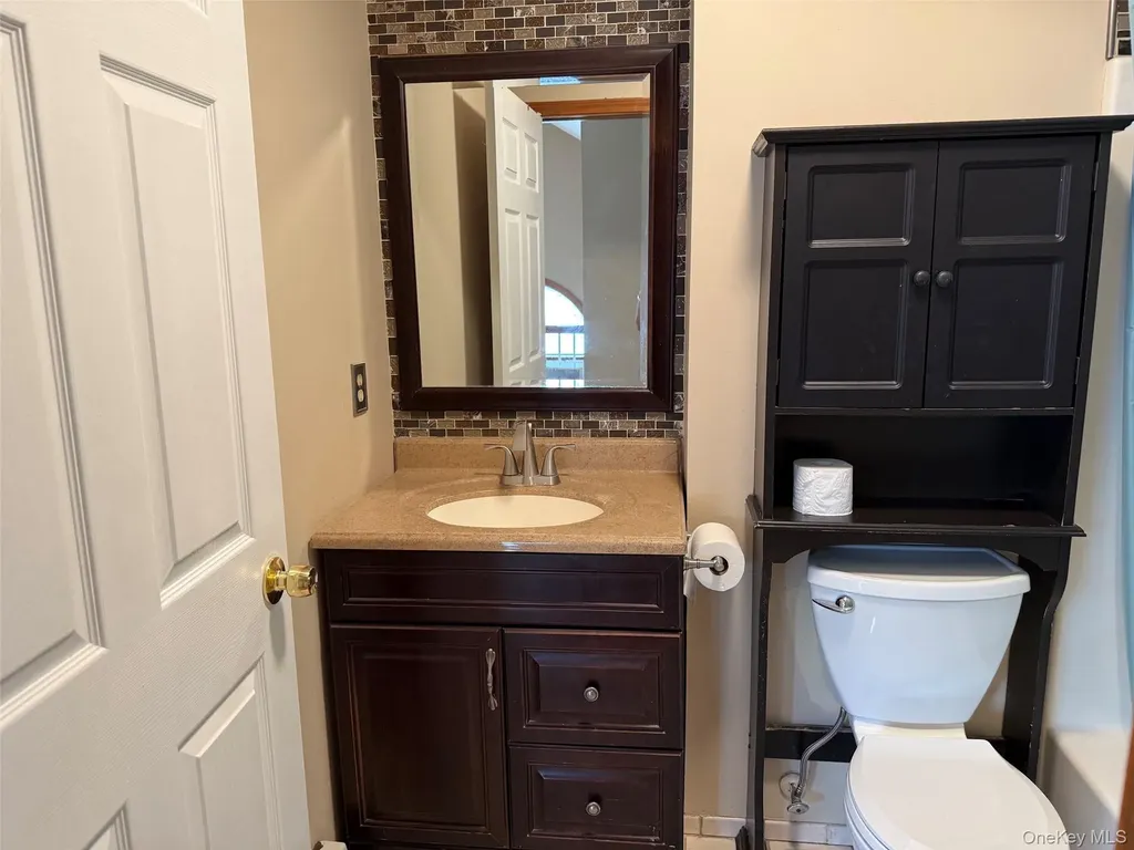 9 Ashland Avenue Middletown NY 10940