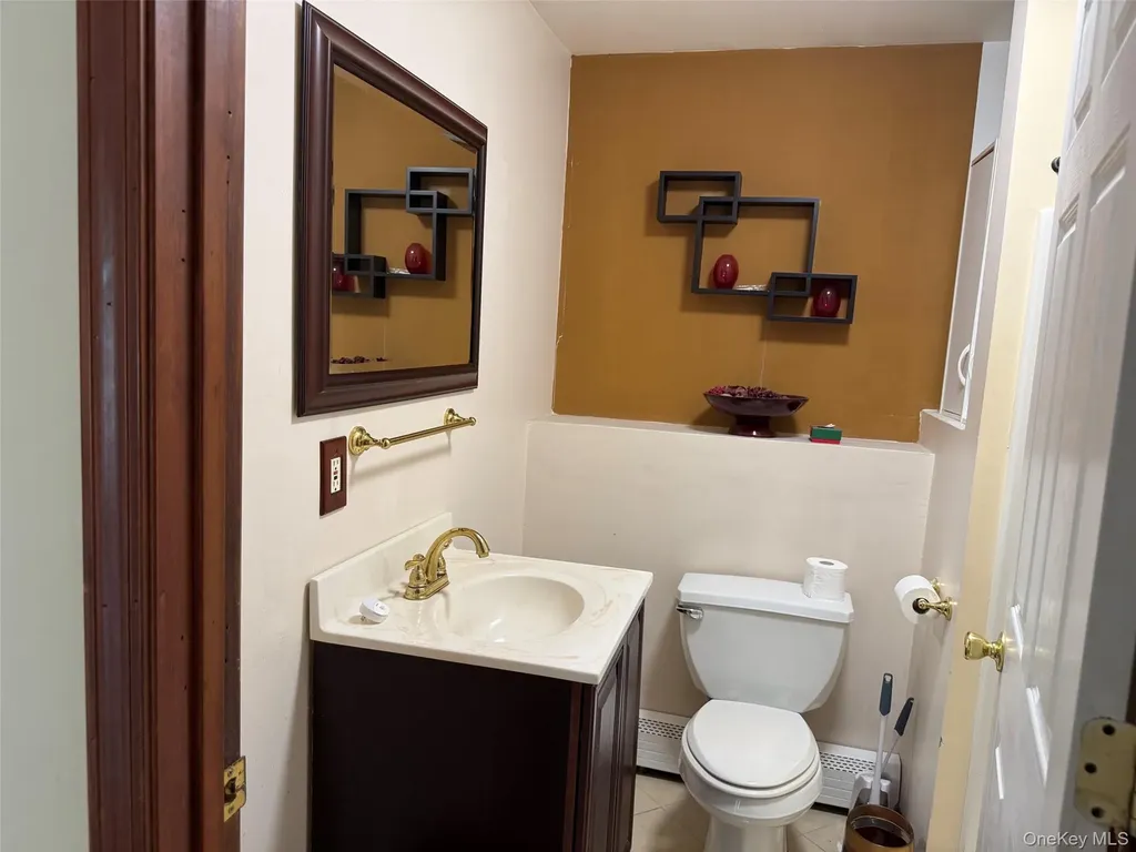9 Ashland Avenue Middletown NY 10940