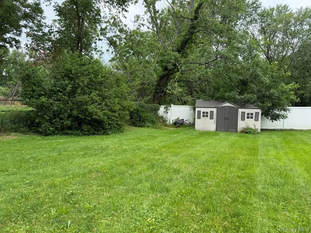 9 Ashland Avenue Middletown NY 10940
