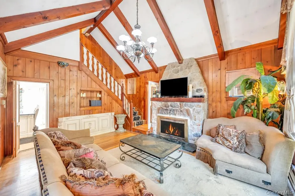122 Dawn Road Rocky Point NY 11778