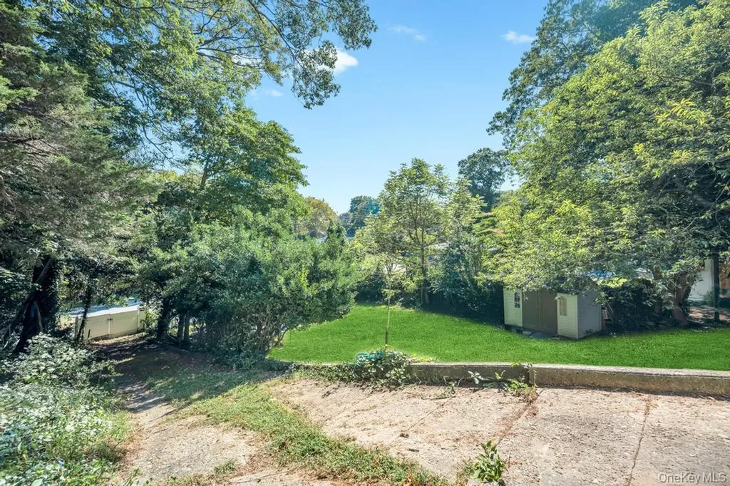 122 Dawn Road Rocky Point NY 11778