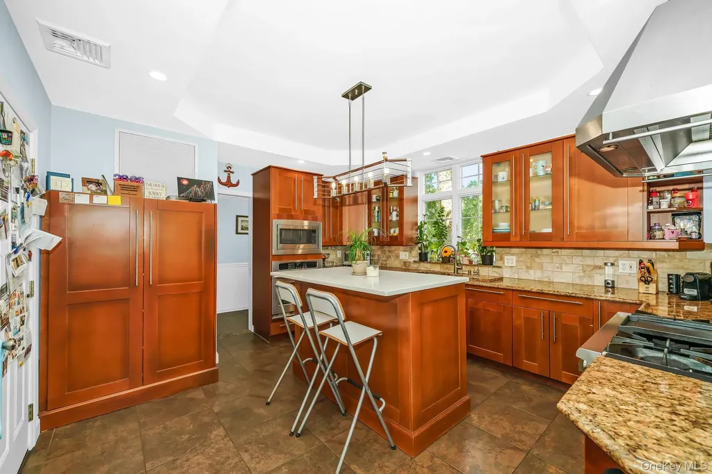 30 East Boulevard East Rockaway NY 11518