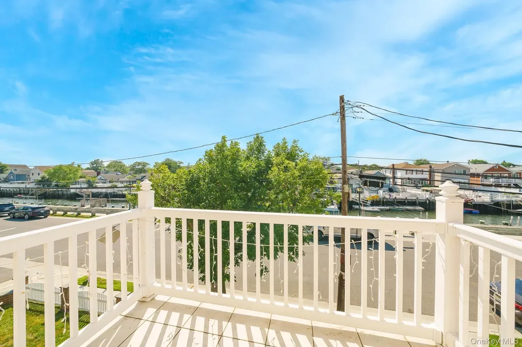 30 East Boulevard East Rockaway NY 11518
